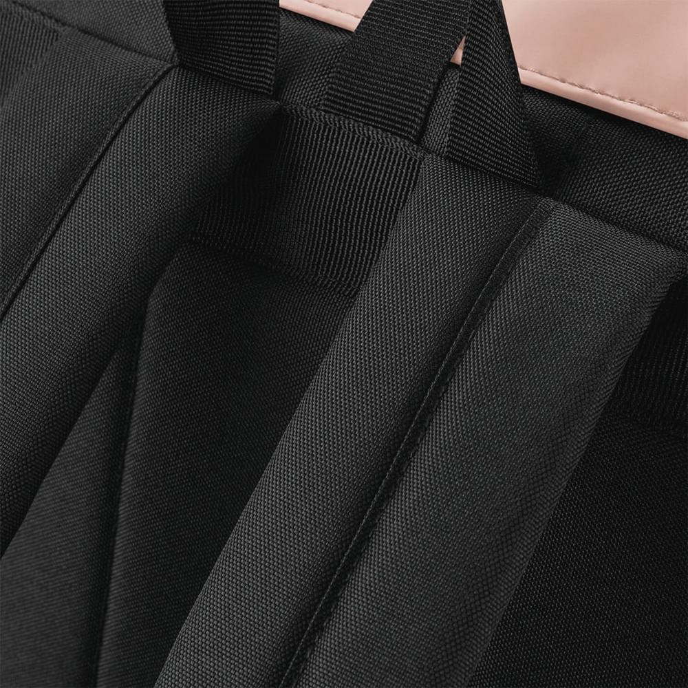 BG335 - Rugzak met roll-top klep in mat polyurethaan